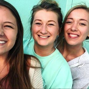 Meet your Posher, Brooke